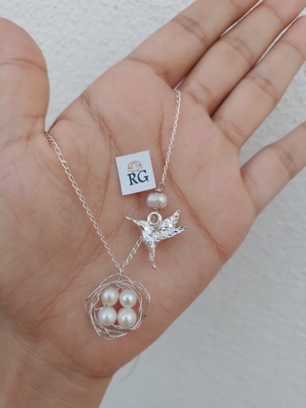 collar de nido y colibri en plata ley