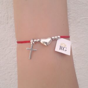 Pulsera de hilo roho con dije de cruz