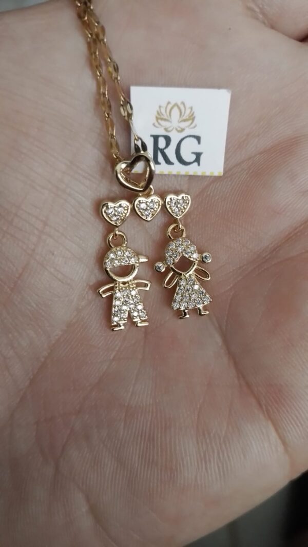 Collar  Dijes de Niños en Acero Inoxidable con Zirconias