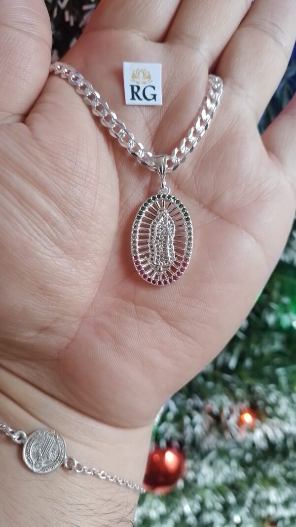 Cadena Cubana y Dije de la Virgen con Zirconia